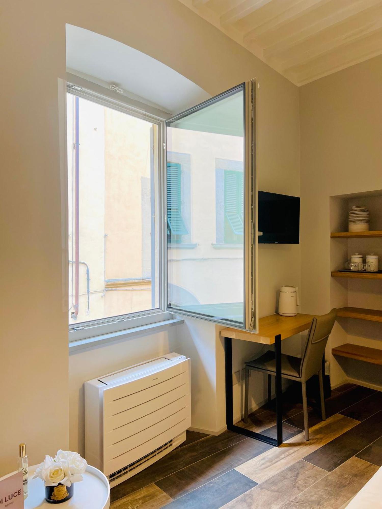 Cesalpino 5 Apartment อาเรซโซ ภายนอก รูปภาพ